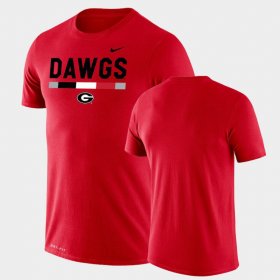 Team DNA Georgia Bulldogs Legend Performance Mens Red T-Shirt 999066-686 Team DNA Georgia Bulldogs Legend Performance Mens Red T-Shirt 999066-686